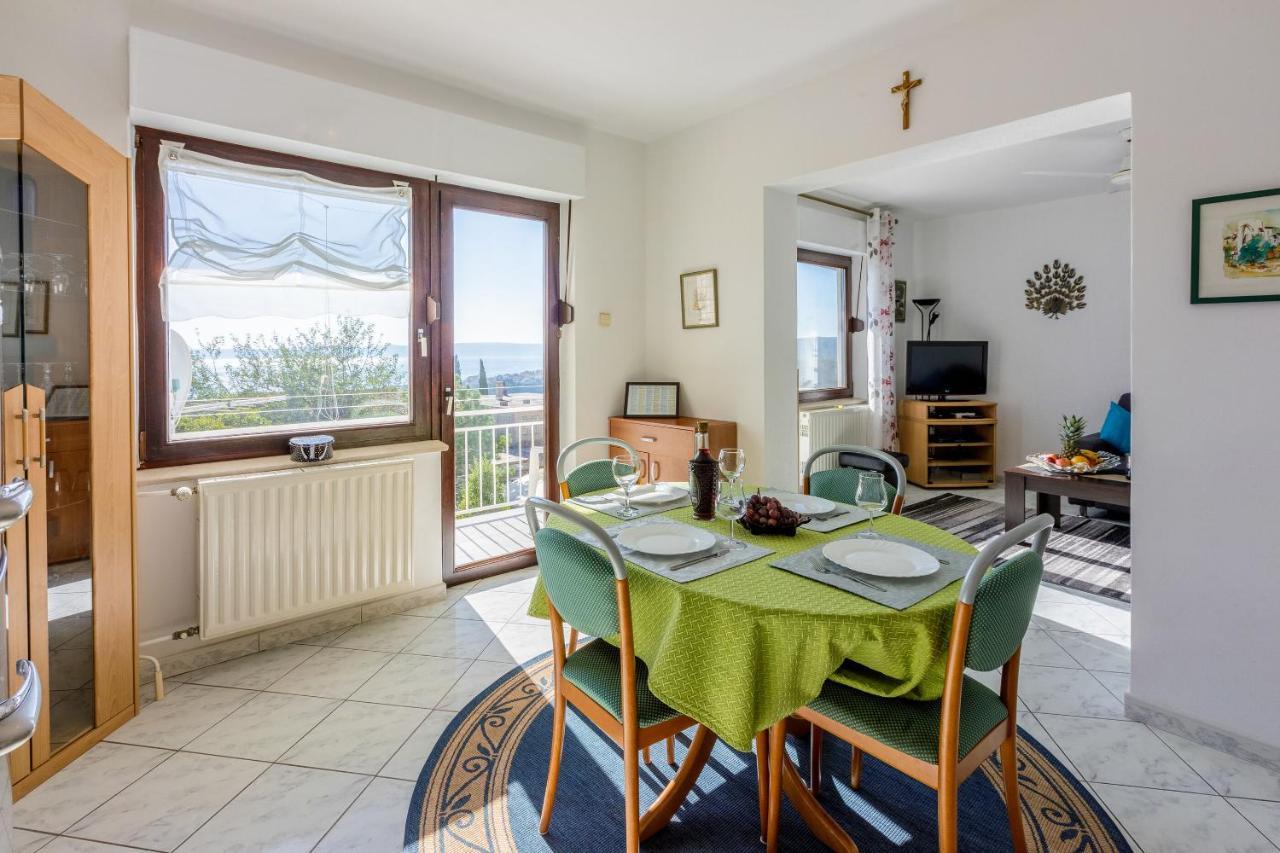 Apartments Budzyn Novi Vinodolski Esterno foto