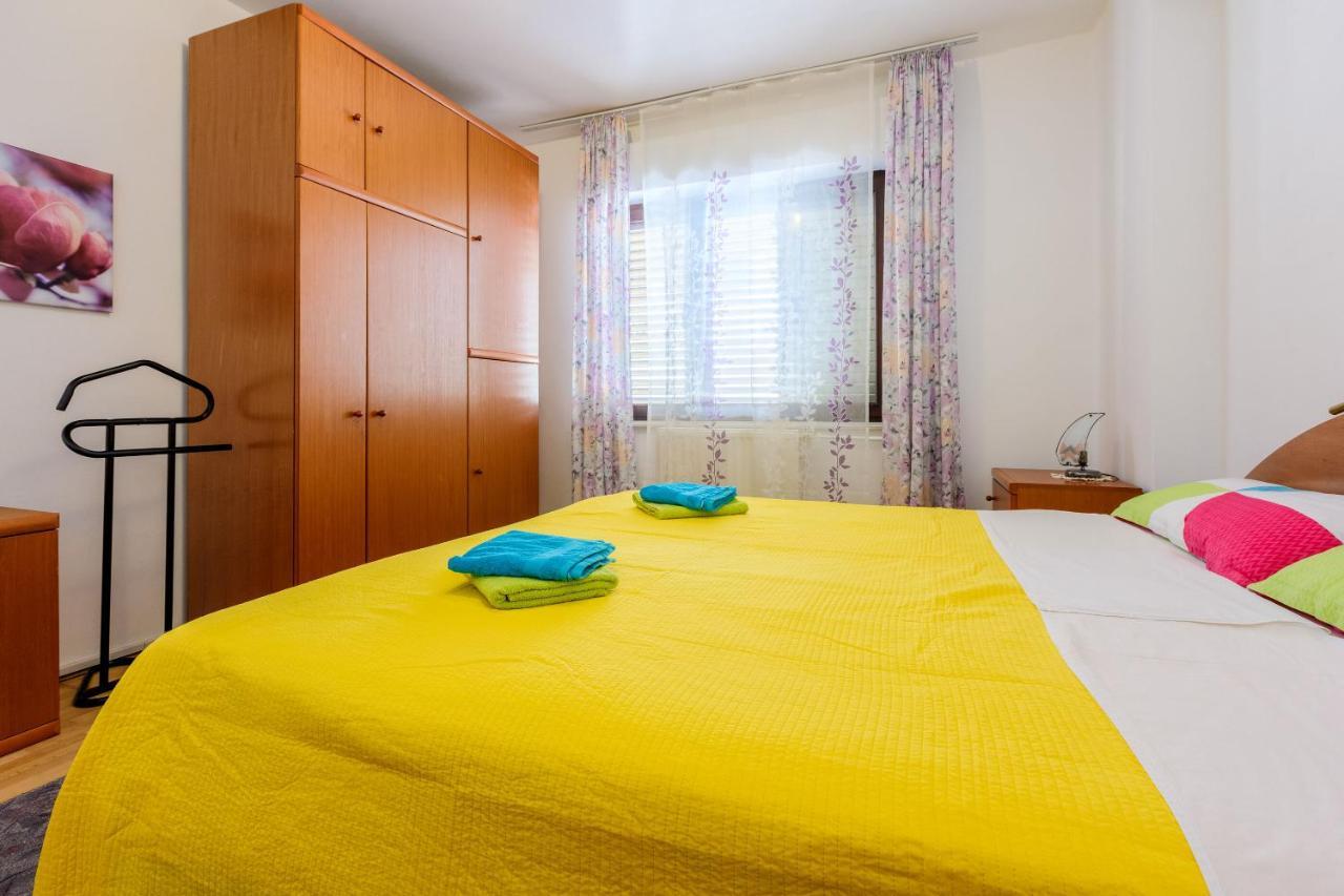 Apartments Budzyn Novi Vinodolski Esterno foto